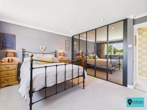 Bedroom- click for photo gallery